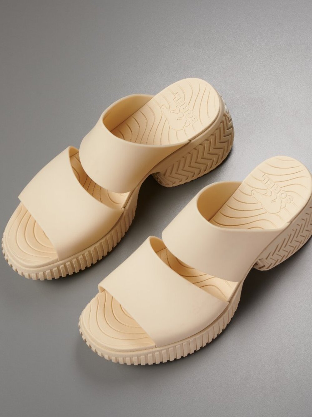 Sorel ONA Street Works Slide Heel - Listed on Zappos for $108 - Size 8